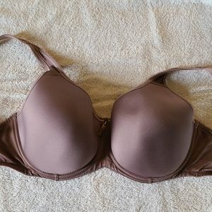 Wacoal Basic Beauty Contour t-shirt bra